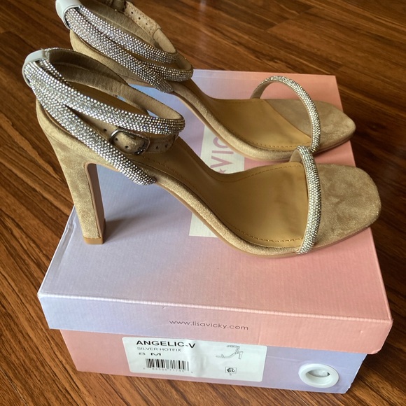 Shoes - Lisa Vicky size 8 Tan 4” Heels with Rhinestone Straps